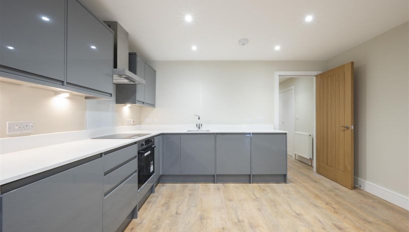 Dorien Road, Raynes Park, SW20