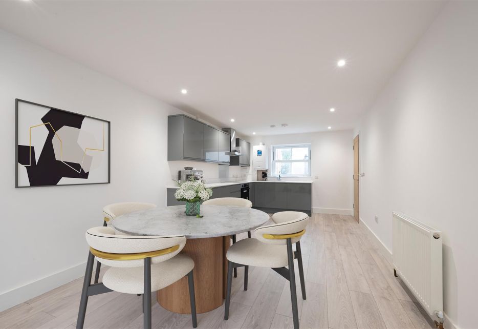 Dorien Road, Raynes Park, SW20