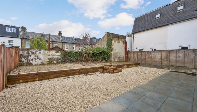 Dorien Road, Raynes Park, SW20