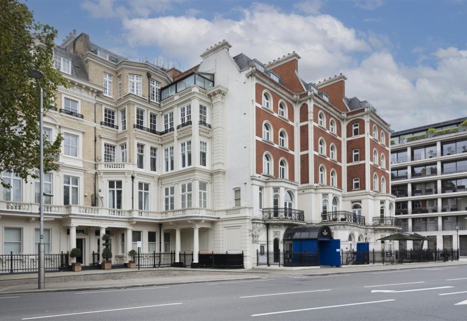 Hyde Park Gate, Kensington