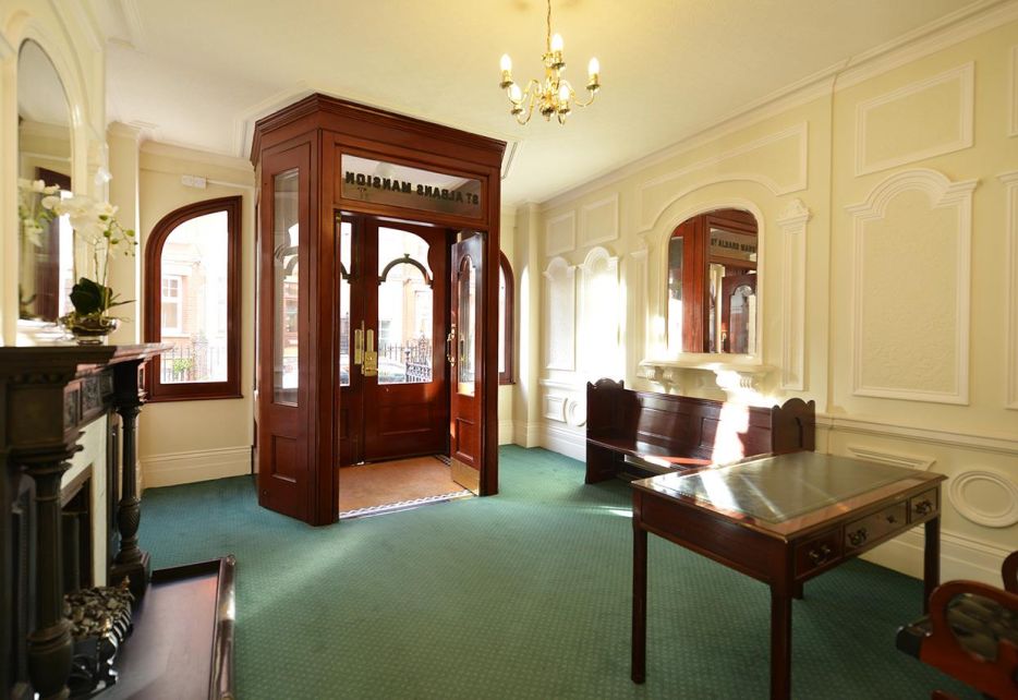 Kensington Court Place, Kensington, W8