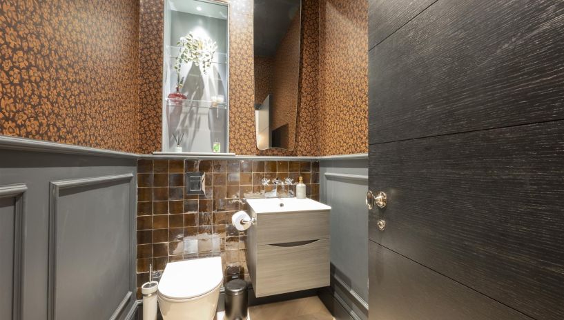 Cottenham Park Road, West Wimbledon, SW20