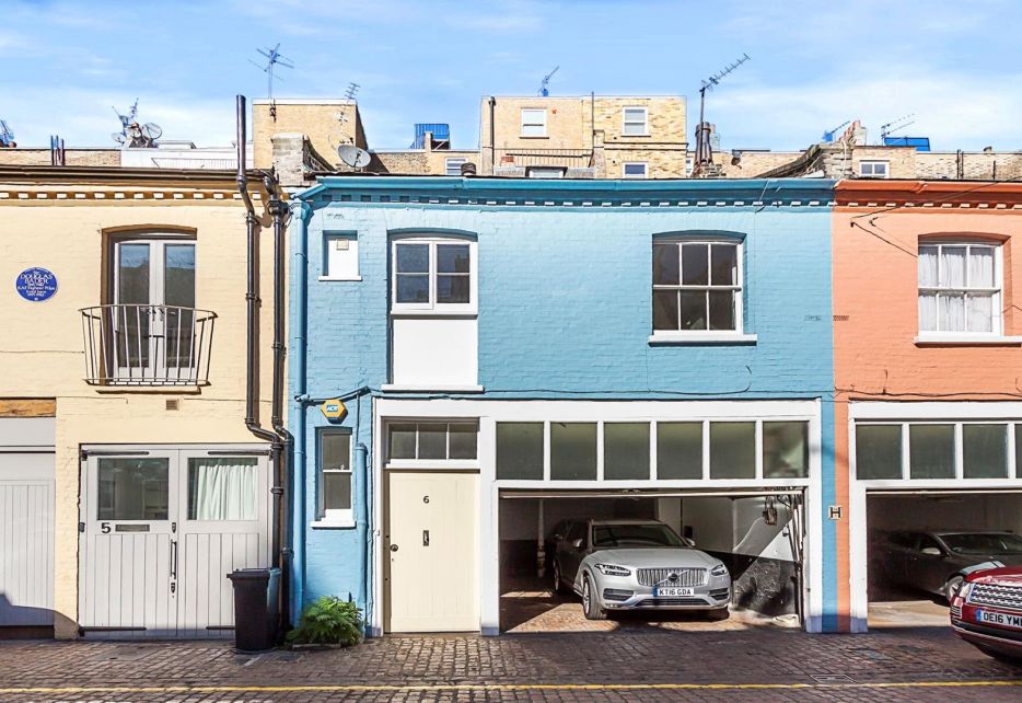 Petersham Mews, South Kensington, SW7