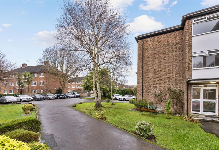 Leopold Avenue, Wimbledon SW19
