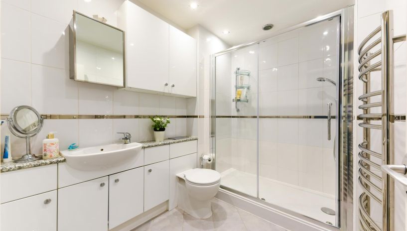 Hillview, West Wimbledon, SW20