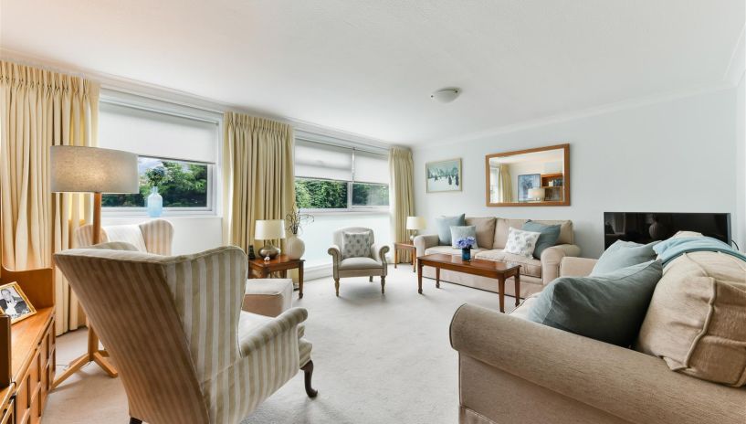 Hillview, West Wimbledon, SW20