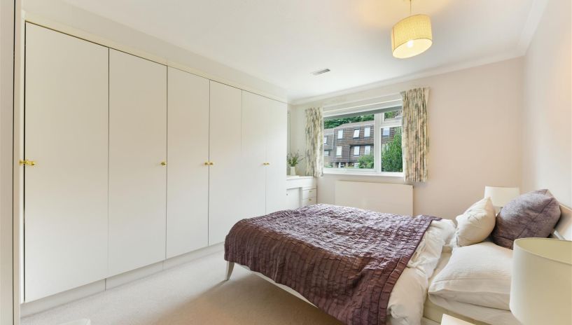 Hillview, West Wimbledon, SW20