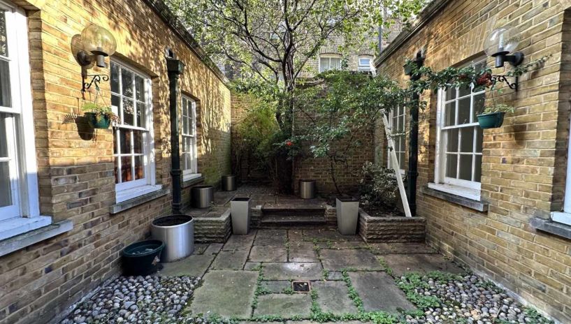 Leman Street, Whitechapel, E1