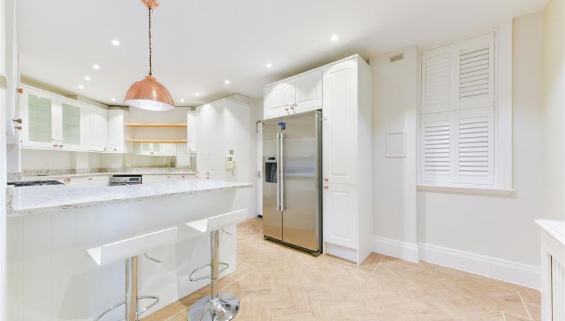 Malvern Court, Onslow Square, South Kensington SW7