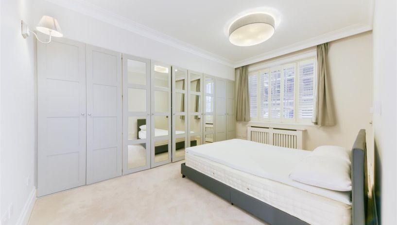 Malvern Court, Onslow Square, South Kensington SW7