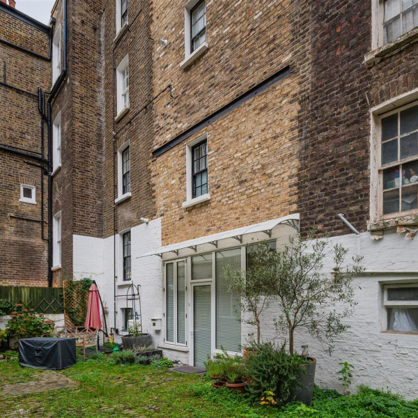 Warwick Square Mews