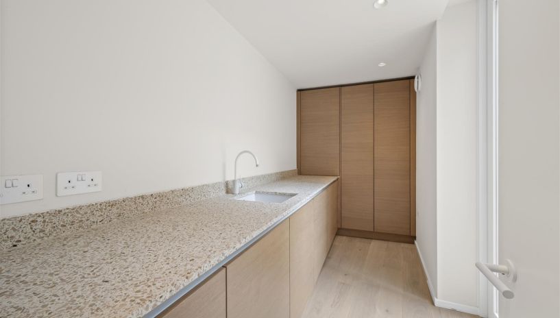 Coombe Lane, Wimbledon