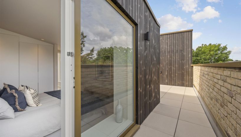 Coombe Lane, Wimbledon