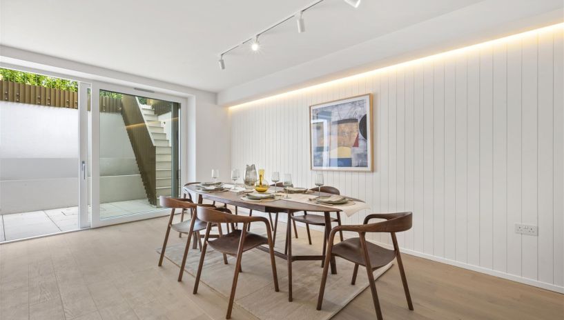 Coombe Lane, Wimbledon