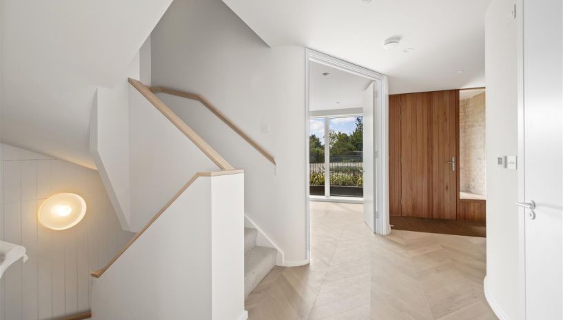 Coombe Lane, Wimbledon