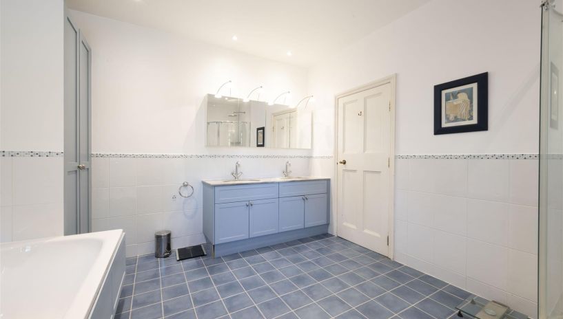 Montana Road, London