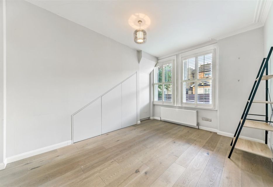 Garratt Terrace, Tooting, SW17