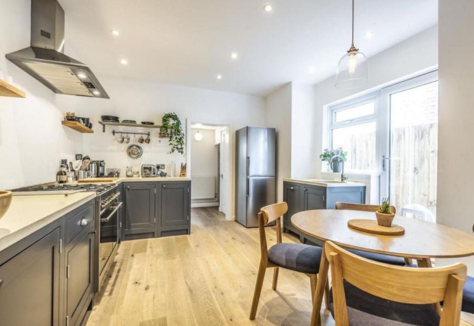 Garratt Terrace, Tooting, SW17