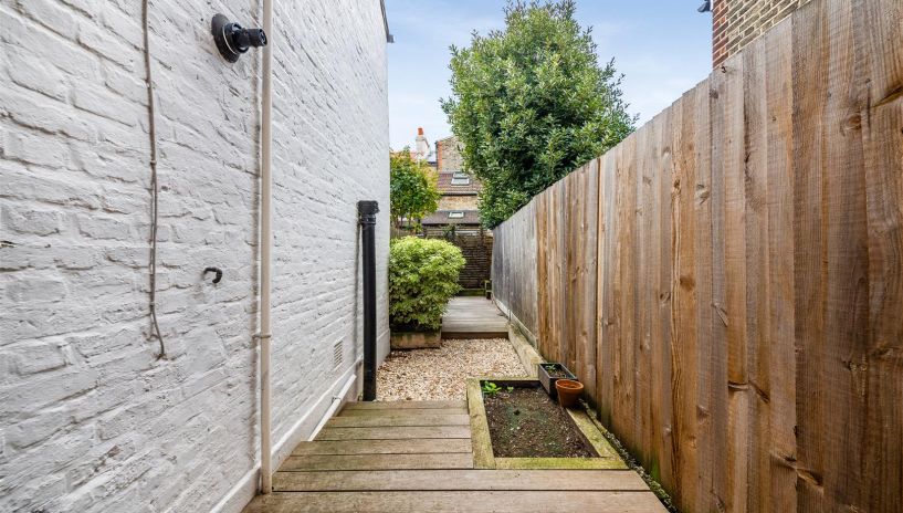 Garratt Terrace, Tooting, SW17