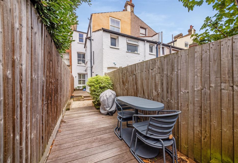 Garratt Terrace, Tooting, SW17