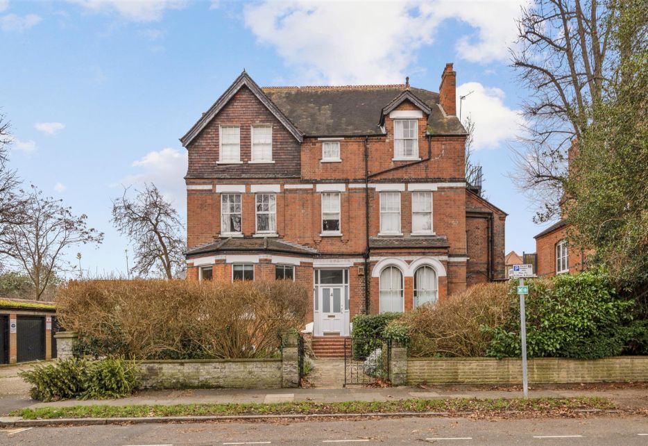 The Drive, Wimbledon, SW20