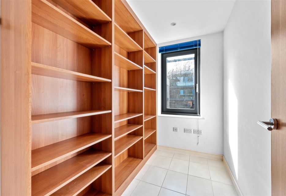 Devonshire House, Putney Hill, SW15