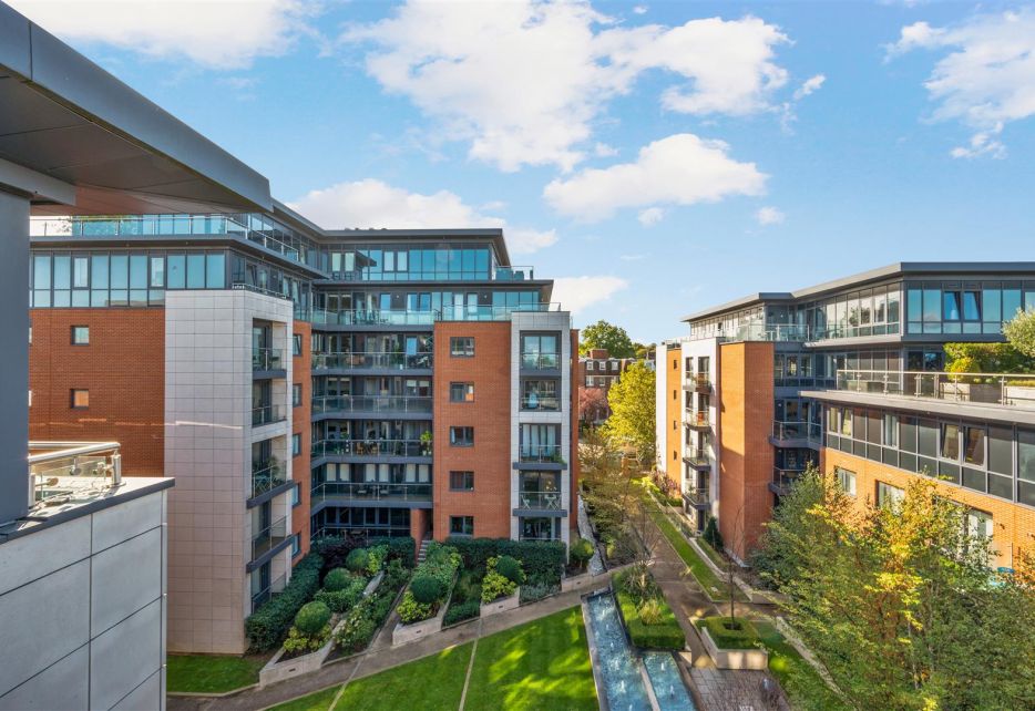 Devonshire House, Putney Hill, SW15