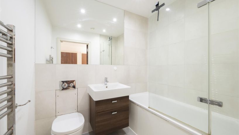 Devonshire House, Putney Hill, SW15