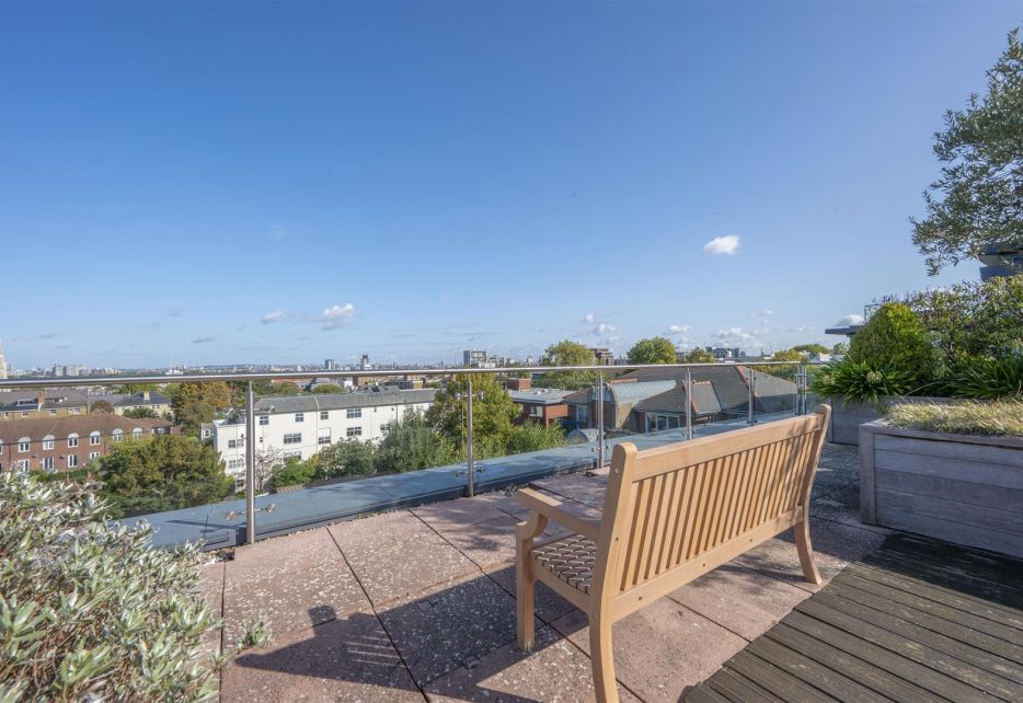 Devonshire House, Putney Hill, SW15