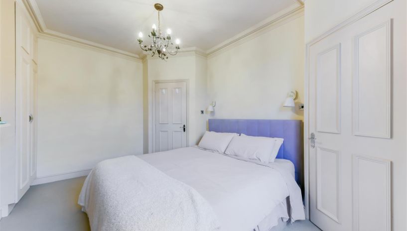 Kempsford Gardens, Earls Court, SW5