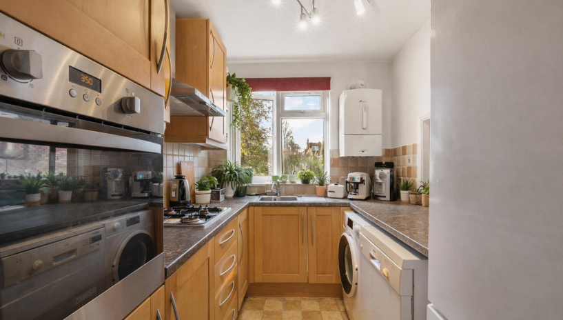 Darlaston Road, Wimbledon, SW19