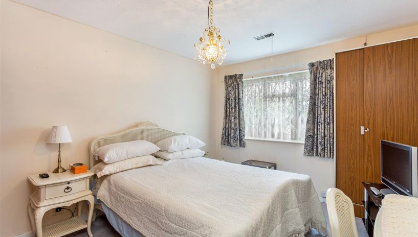 Hillview, West Wimbledon, SW20