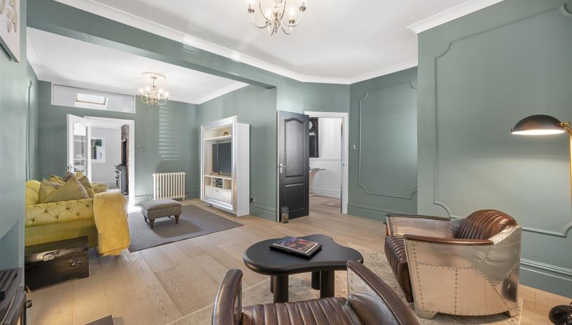 Southdown Road, Wimbledon, SW20