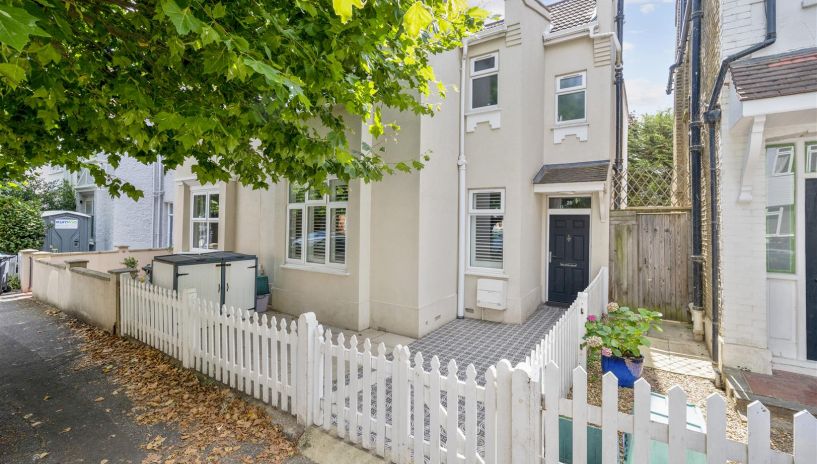 Southdown Road, Wimbledon, SW20