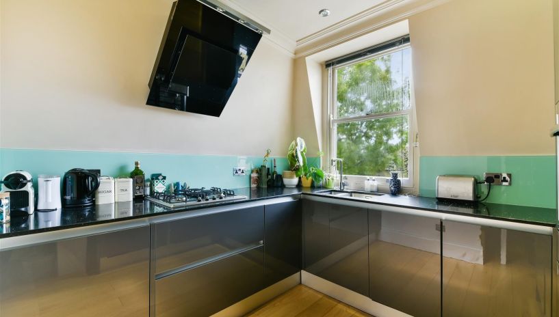 Dorncliffe Road, Fulham, SW6