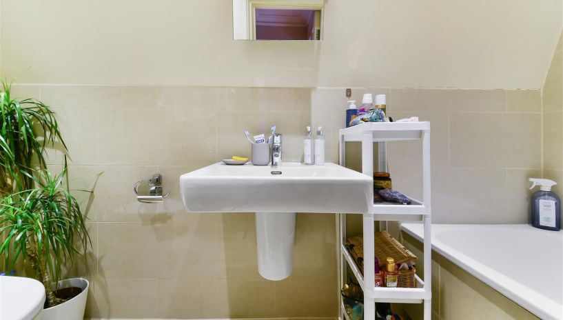 Dorncliffe Road, Fulham, SW6