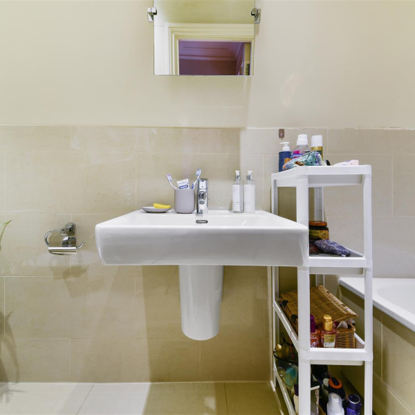 Dorncliffe Road, SW6 5LE