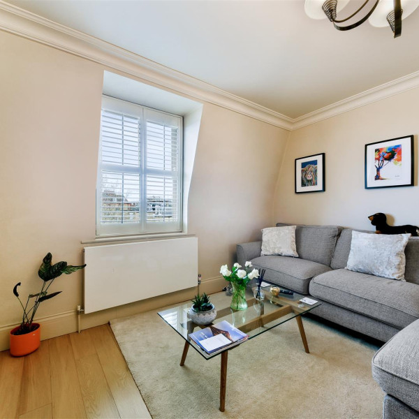 Dorncliffe Road, SW6 5LE