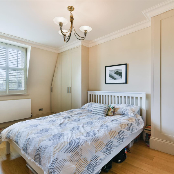 Dorncliffe Road, SW6 5LE