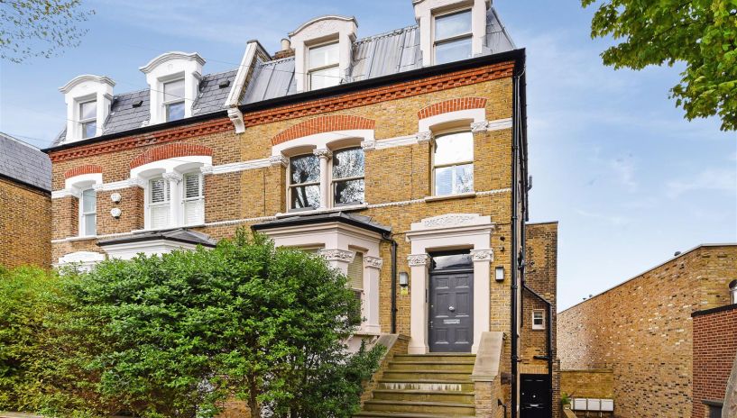 Dorncliffe Road, Fulham, SW6