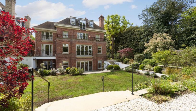 Ellerton Road, Drax Estate, Wimbledon, SW20