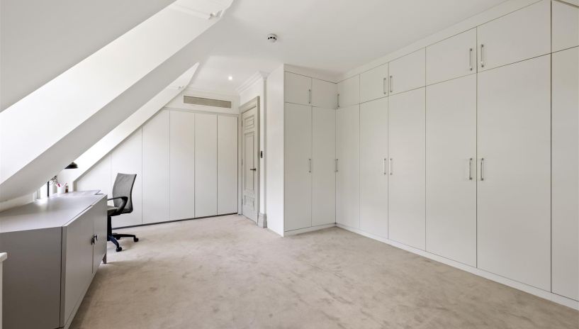 Ellerton Road, Drax Estate, Wimbledon, SW20