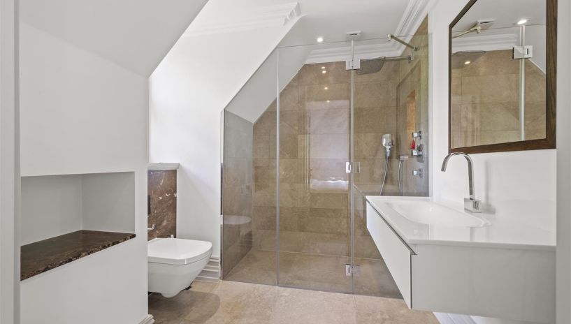 Ellerton Road, Drax Estate, Wimbledon, SW20