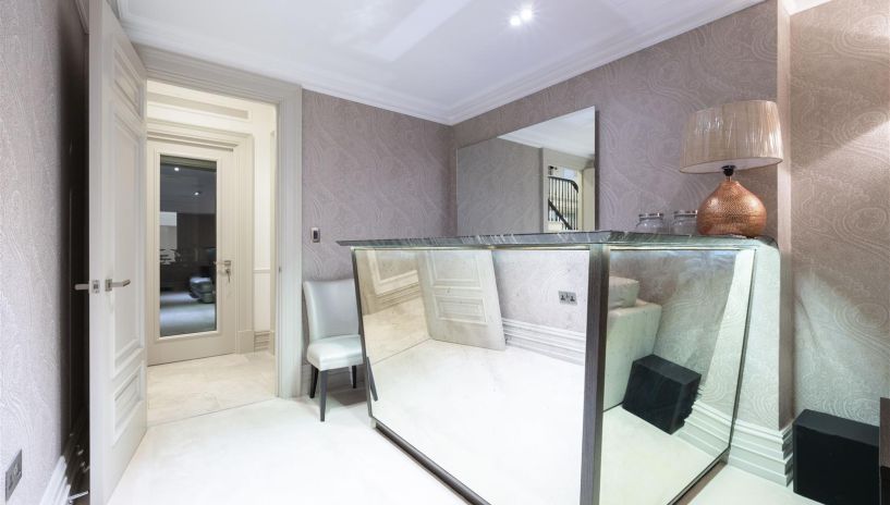 Ellerton Road, Drax Estate, Wimbledon, SW20