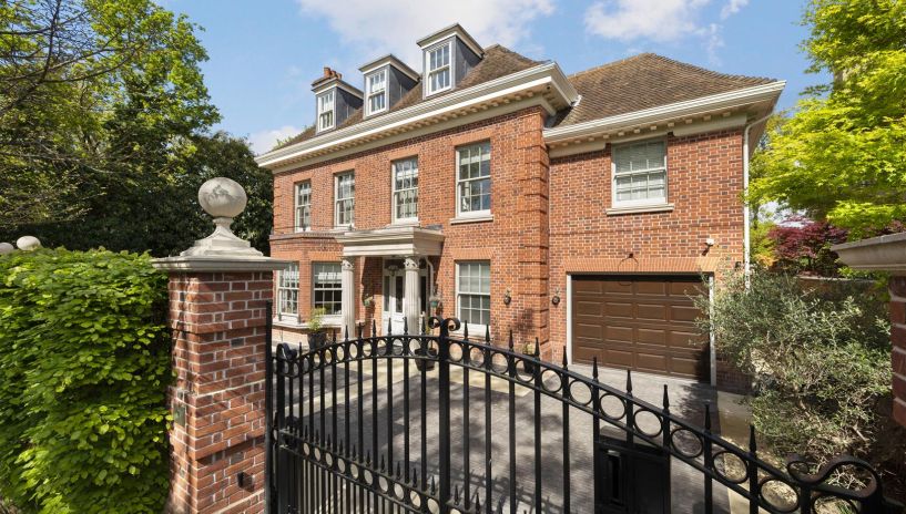Ellerton Road, Drax Estate, Wimbledon, SW20