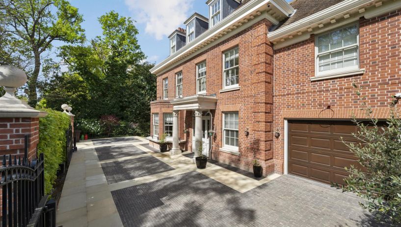 Ellerton Road, Drax Estate, Wimbledon, SW20