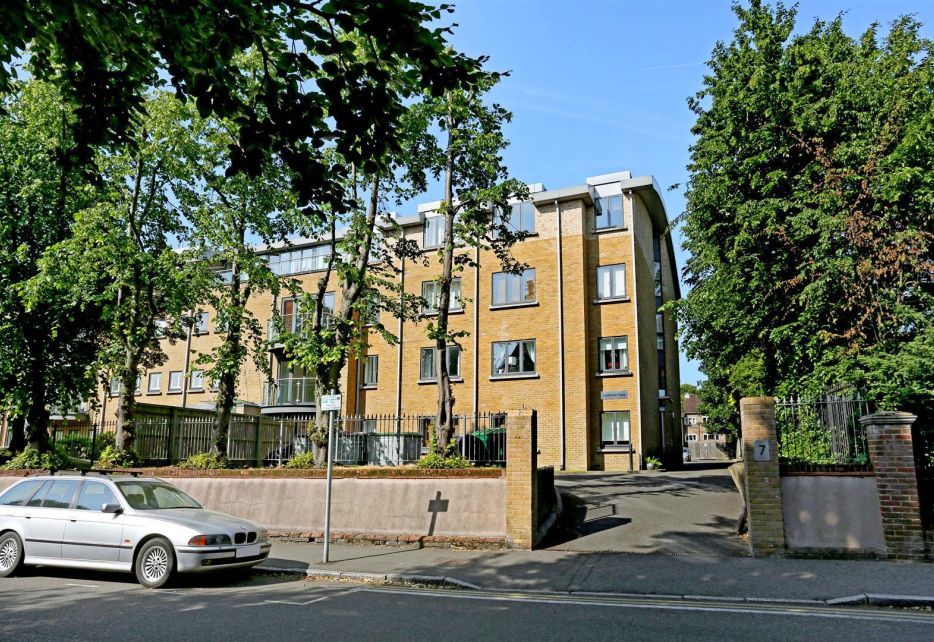 Lanherne Gate, The Downs, Wimbledon, SW20