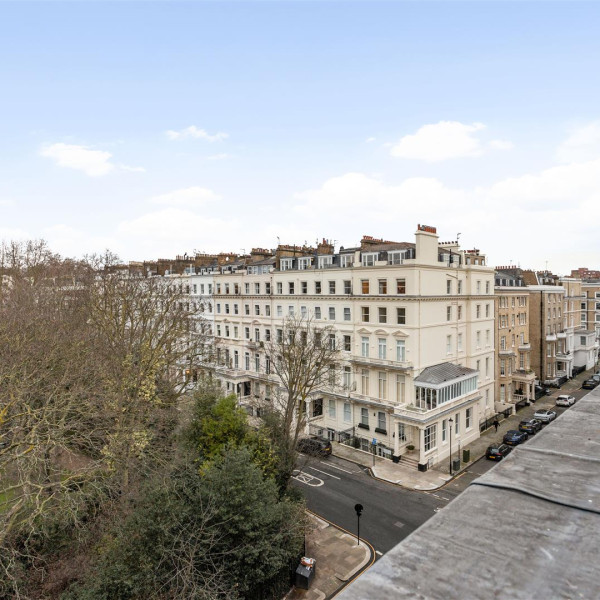 Queen's Gate Gardens