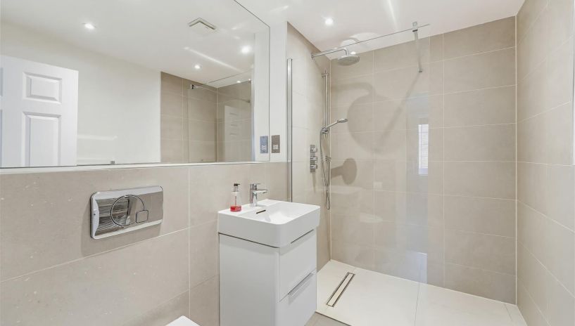 Cumberland Close, Wimbledon, SW19