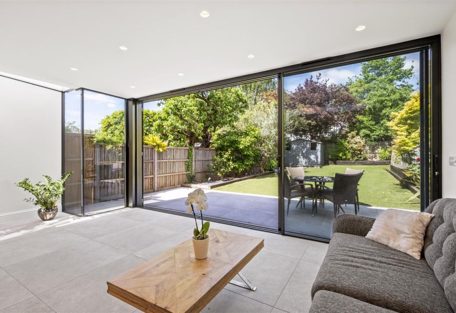 Dunmore Road, West Wimbledon, SW20